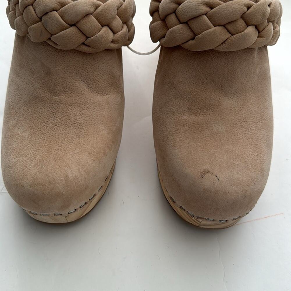 Dolce Vita NWT Dune Nobuck Wedges with few marks - Picture 3 of 8